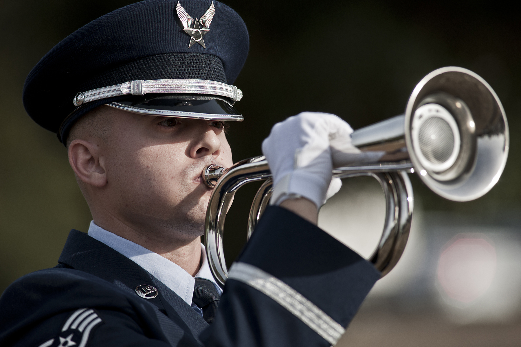 How Military Spouses Should React During Bugle Calls